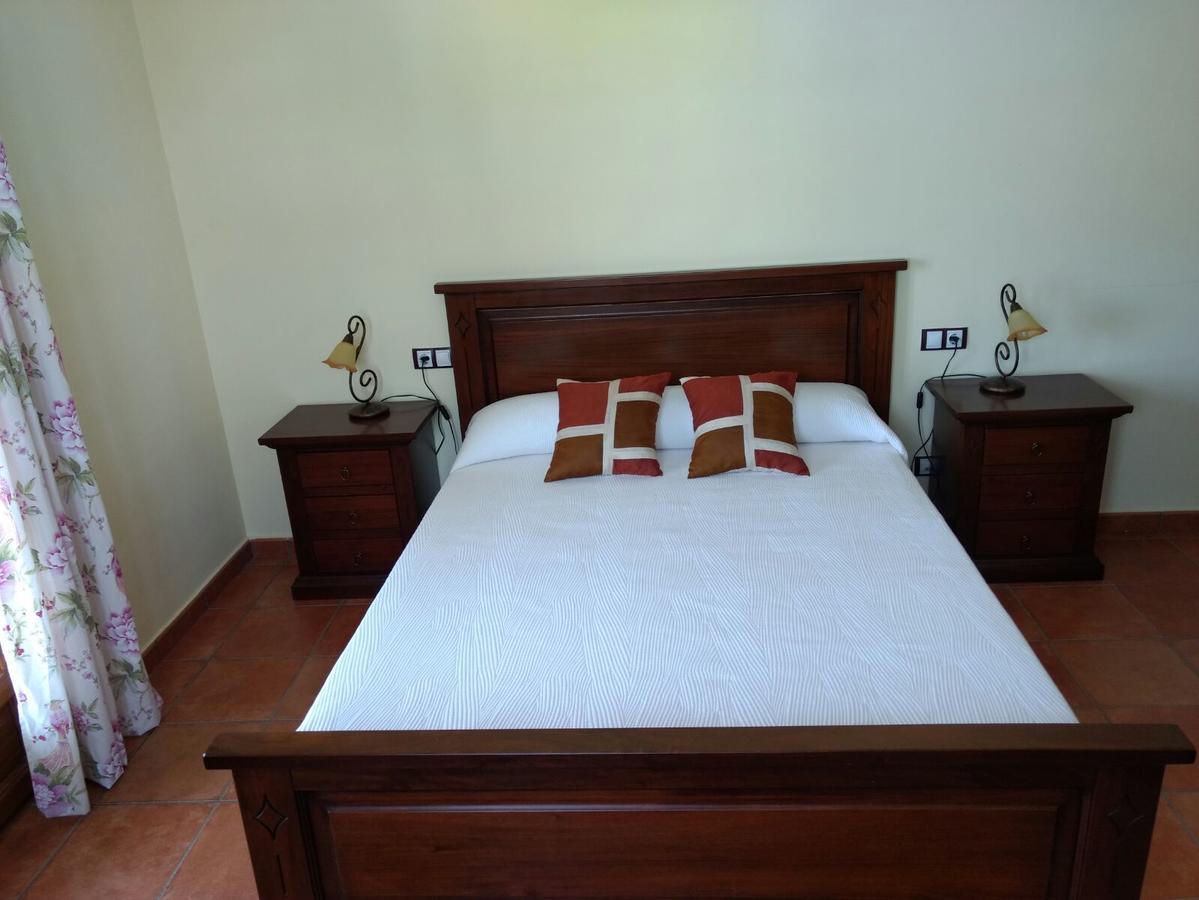 Escapada Delux Guest House Ossa de Montiel Bagian luar foto
