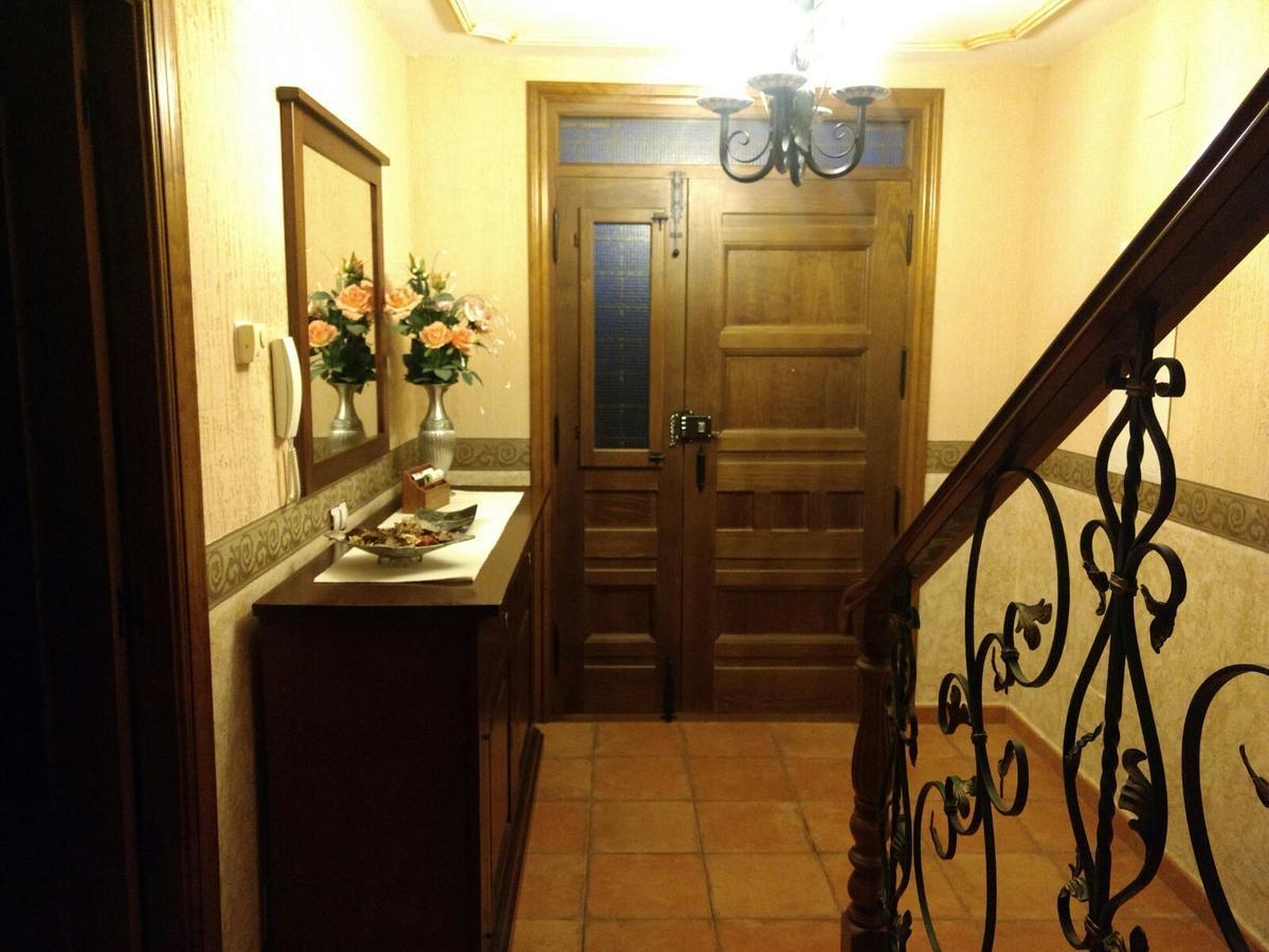 Escapada Delux Guest House Ossa de Montiel Bagian luar foto